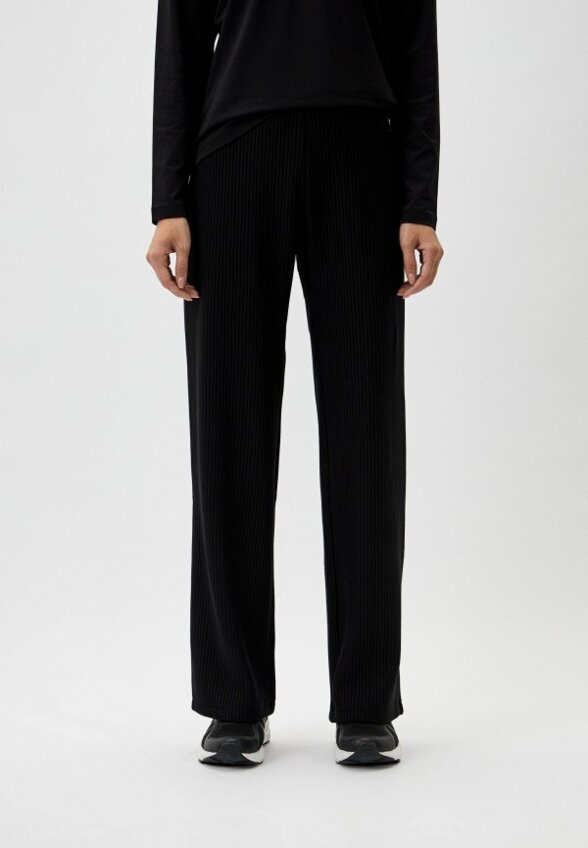 Брюки спортивные EA7