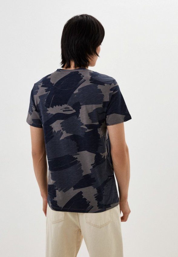 Футболка Colin's