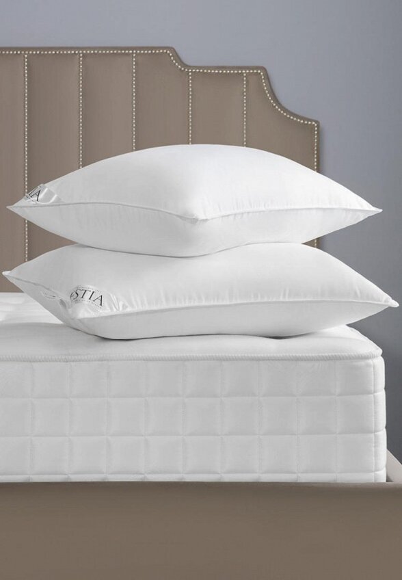 Подушка Estia