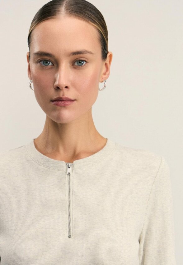 Джемпер Zarina