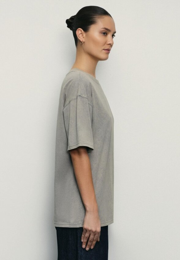 Футболка Zarina