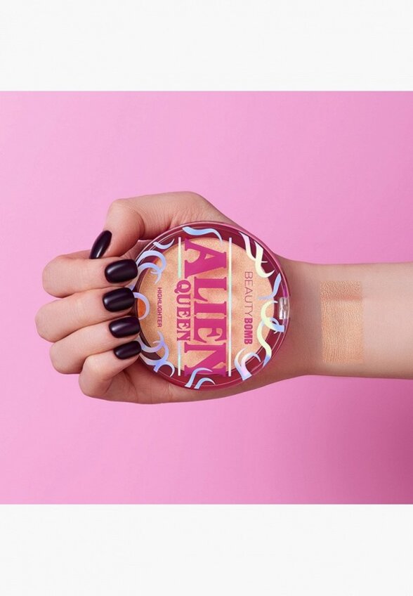 Хайлайтер Beauty Bomb