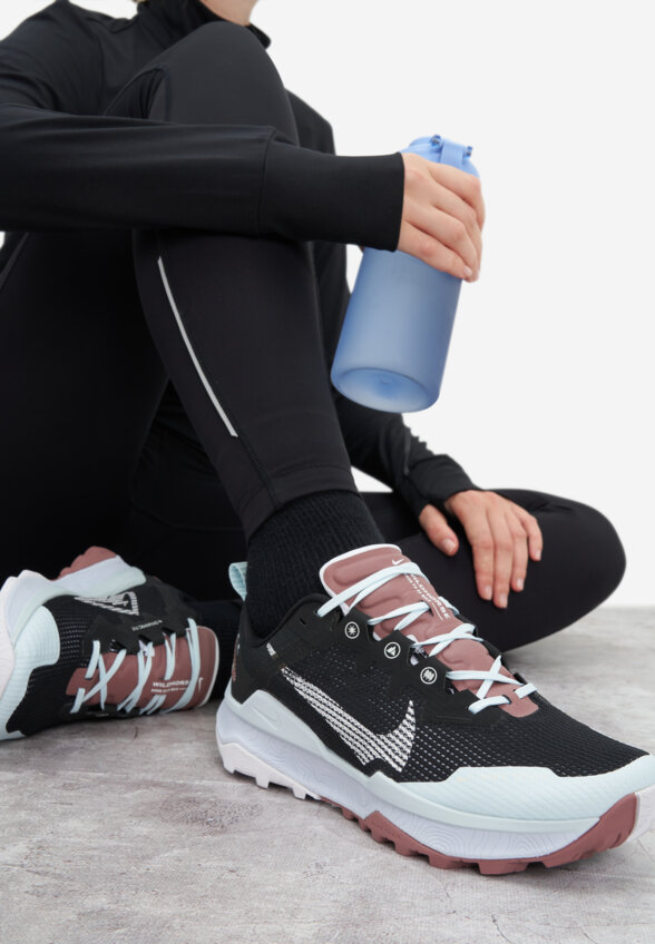 Кроссовки женские Nike Wildhorse 8, Серый