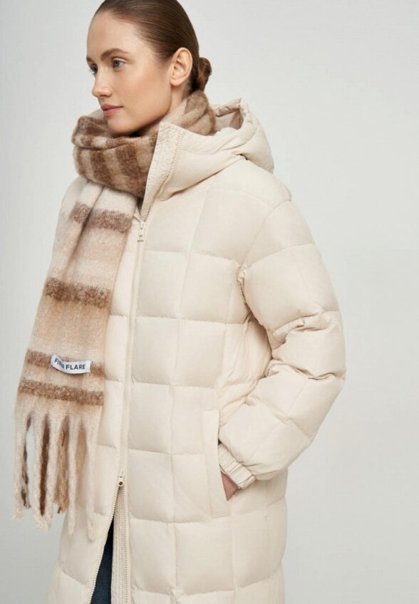 Пуховик Finn Flare