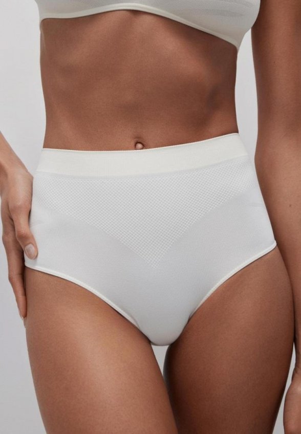 Трусы belle you