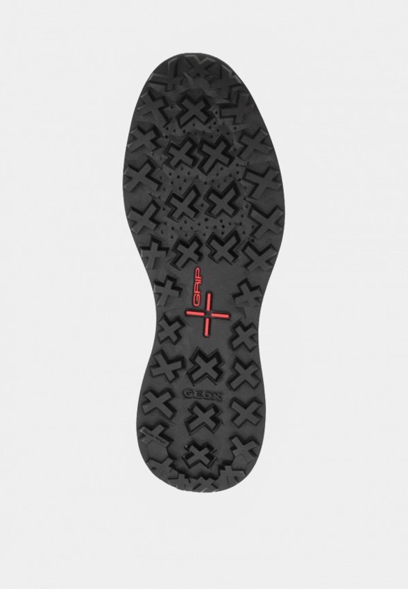 Кроссовки Geox