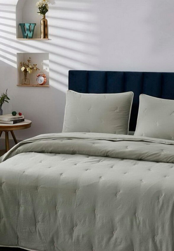 Комплект с покрывалом Sofi De Marko