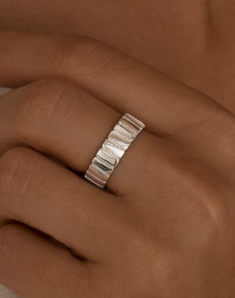 Кольцо серебро 925 ювелирное широкое MIE женщинам