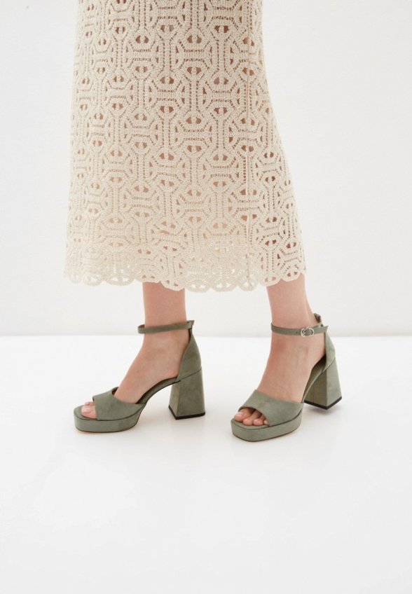 Босоножки Covani