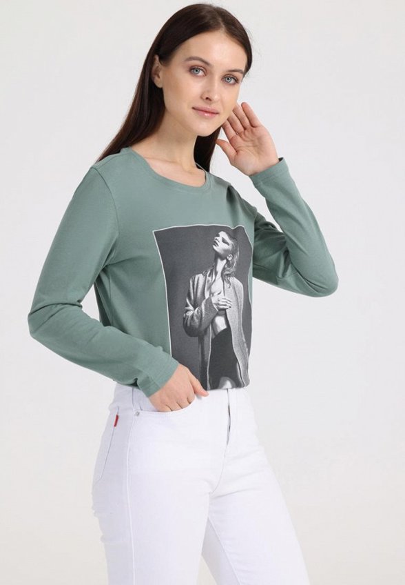 Лонгслив Апрель