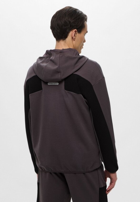 Толстовка EA7