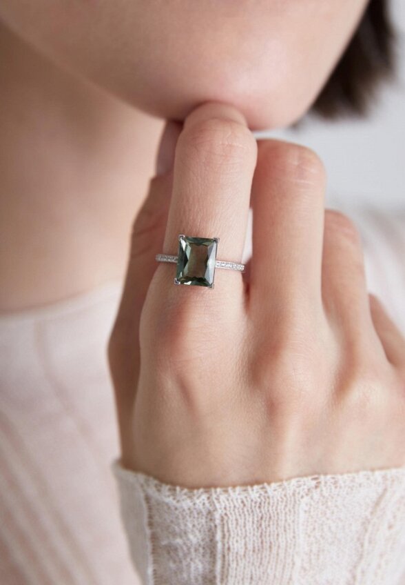 Кольцо Secrets