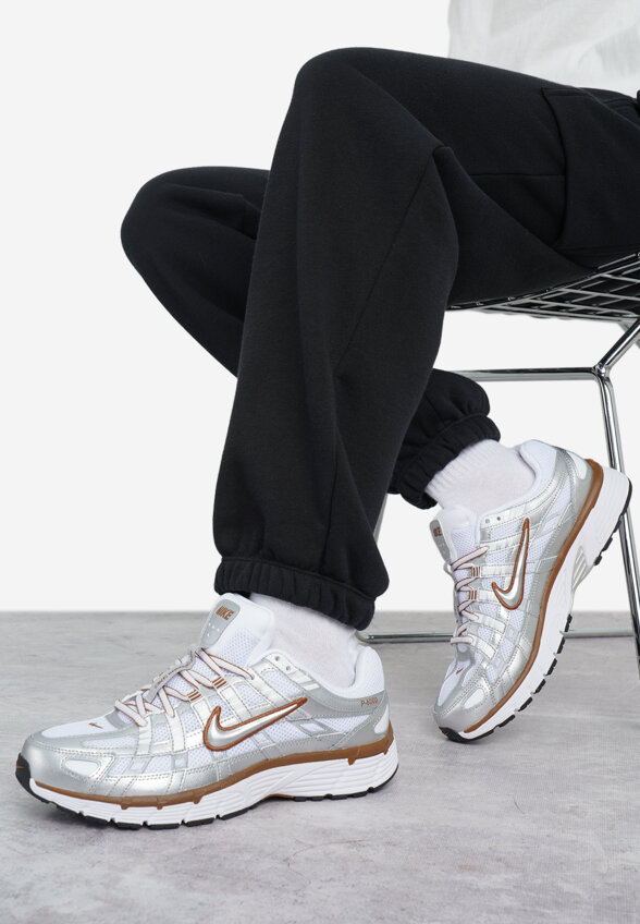 Кроссовки женские Nike P-6000, Серый