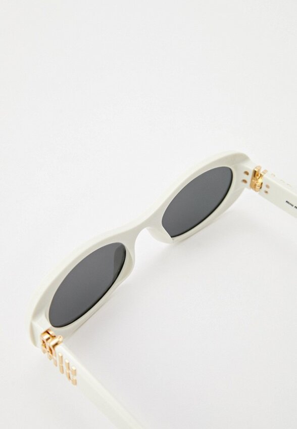 Очки солнцезащитные Miu Miu