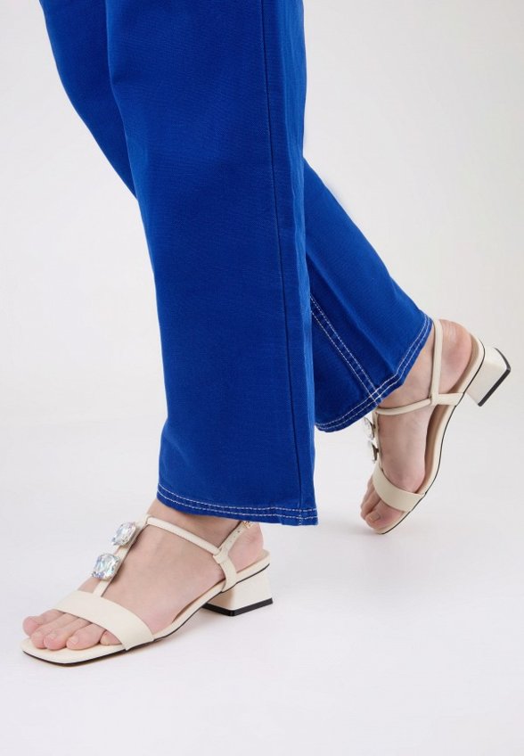 Босоножки Berkonty