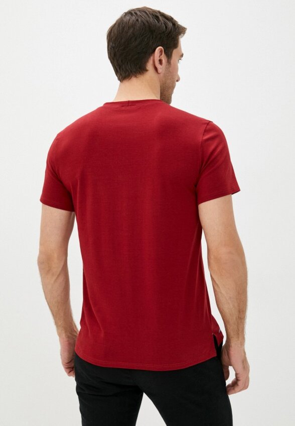 Футболка Emdi