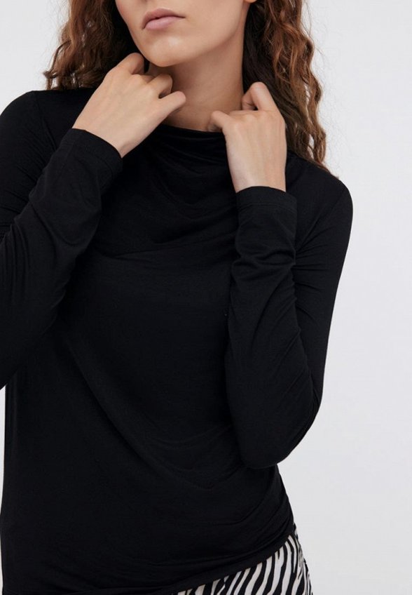 Лонгслив Baon