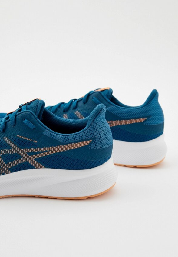 Кроссовки ASICS