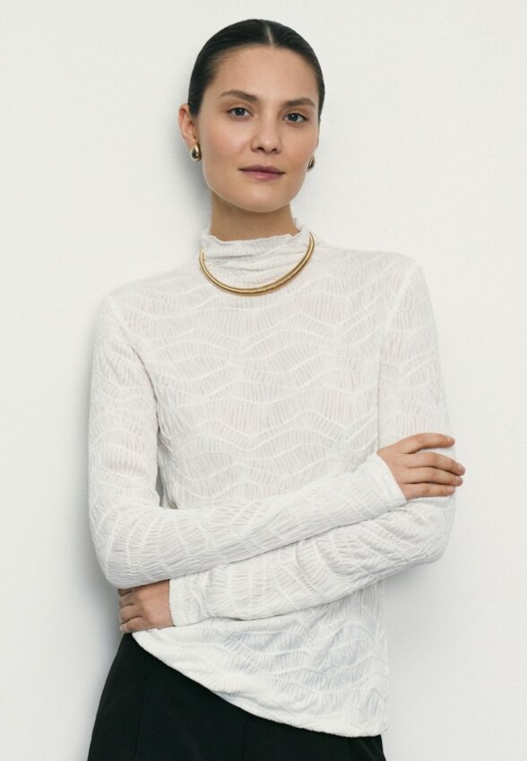 Водолазка Zarina