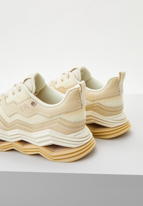 Кроссовки Iro