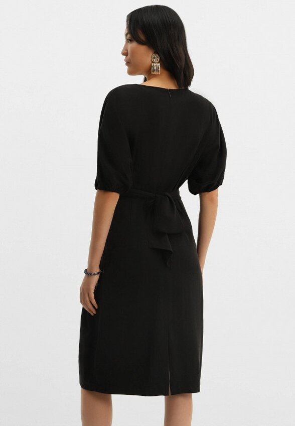 Платье Nominee