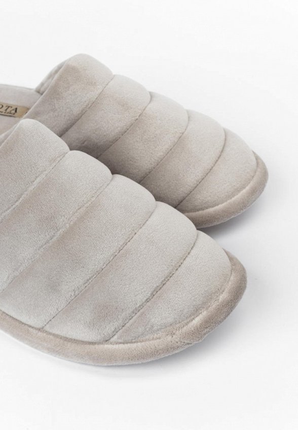 Тапочки Niota Line