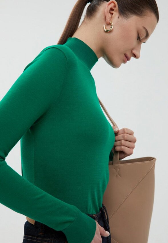 Водолазка Finn Flare