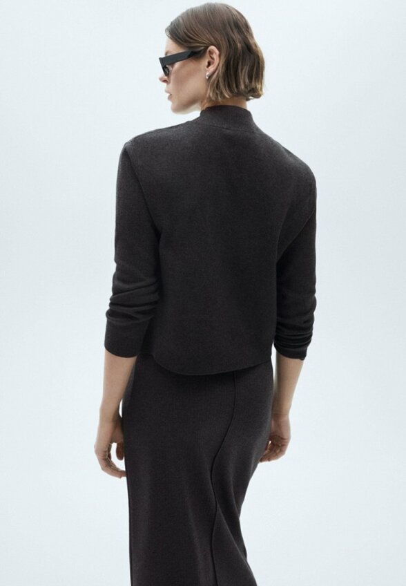 Водолазка Mango