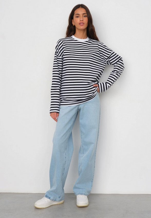 Лонгслив Moontrees