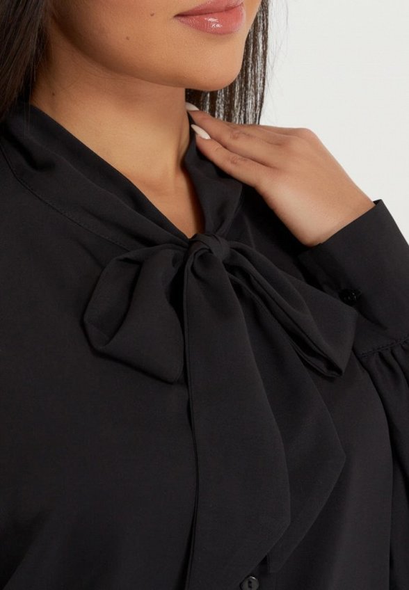 Блуза Lezzarine