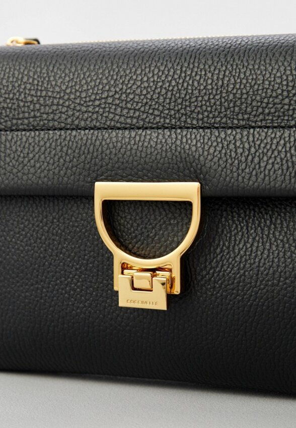 Сумка Coccinelle