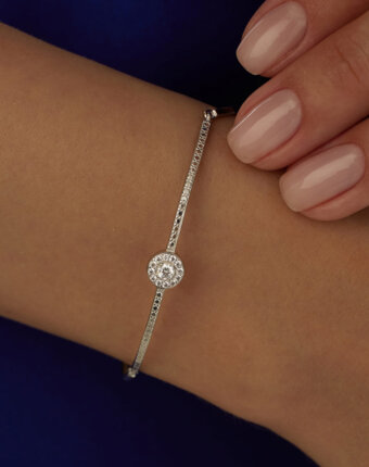 Серебряный жесткий браслет с дорожкой из фианитов MIESTILO MIE женщинам