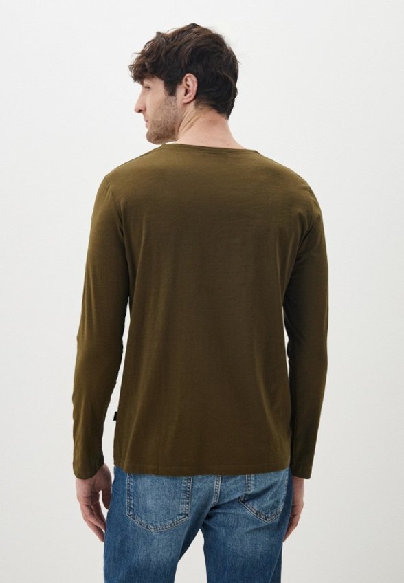 Лонгслив IDOL