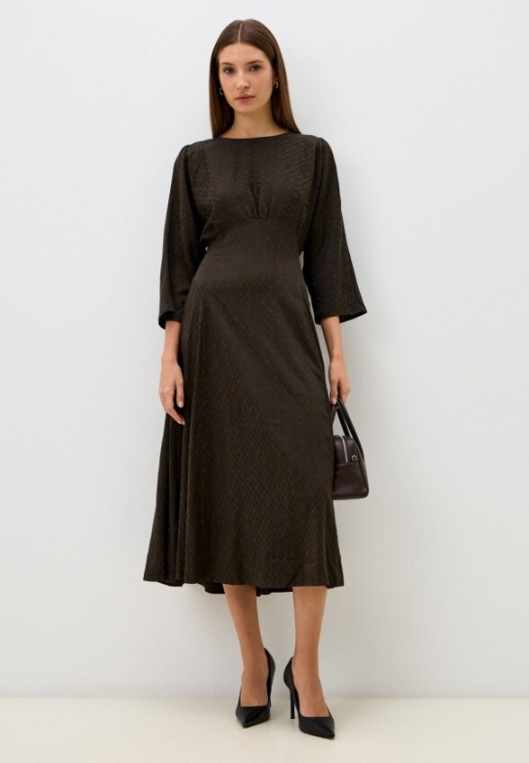 Платье MadaM T