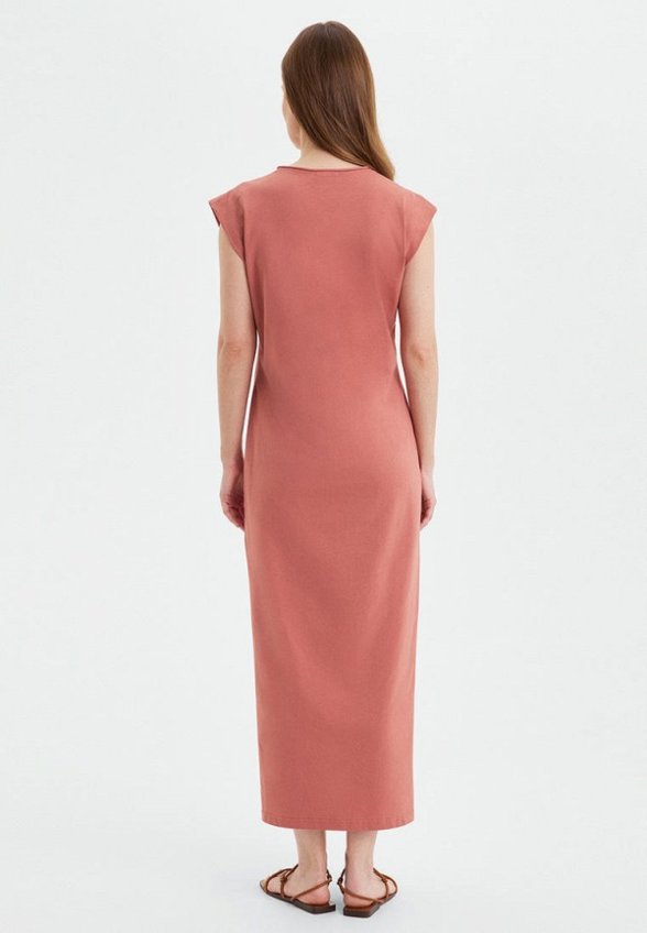 Платье Bstatement