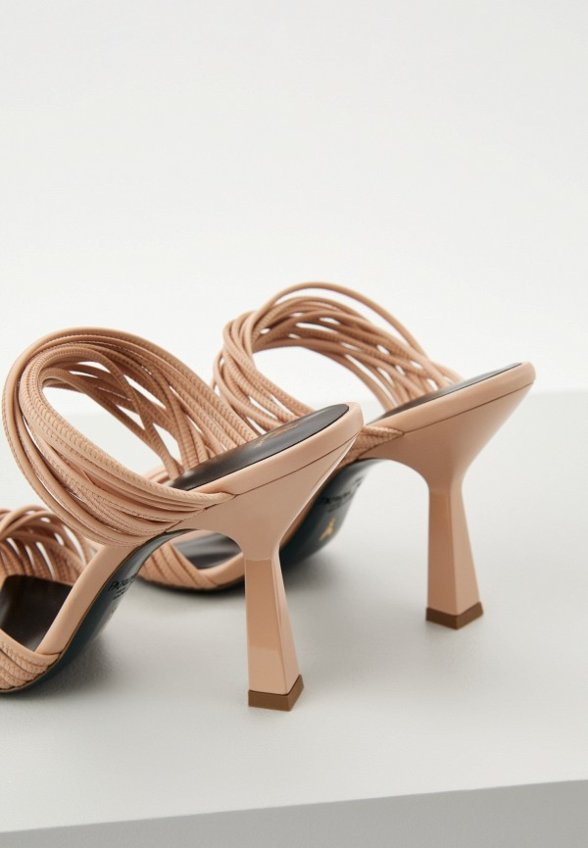 Сабо Patrizia Pepe