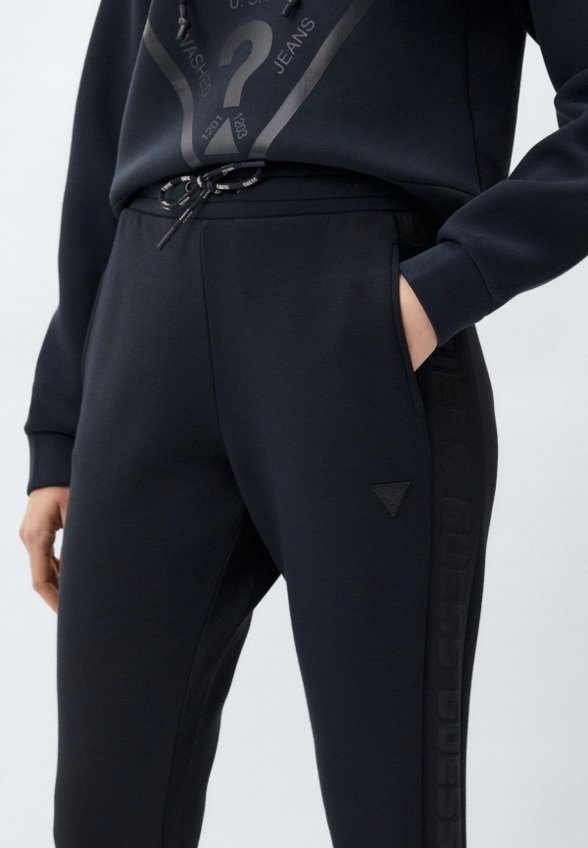 Брюки спортивные Guess