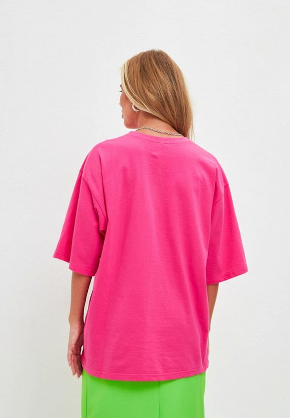 Футболка Nila