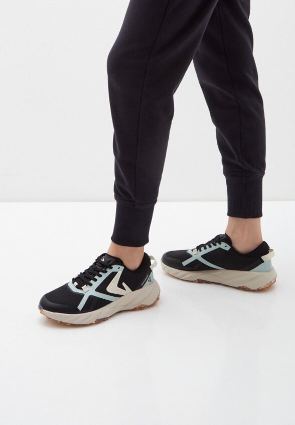 Кроссовки Demix