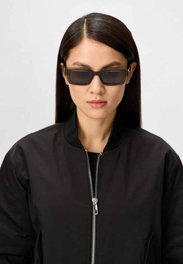 Очки солнцезащитные Calvin Klein Jeans