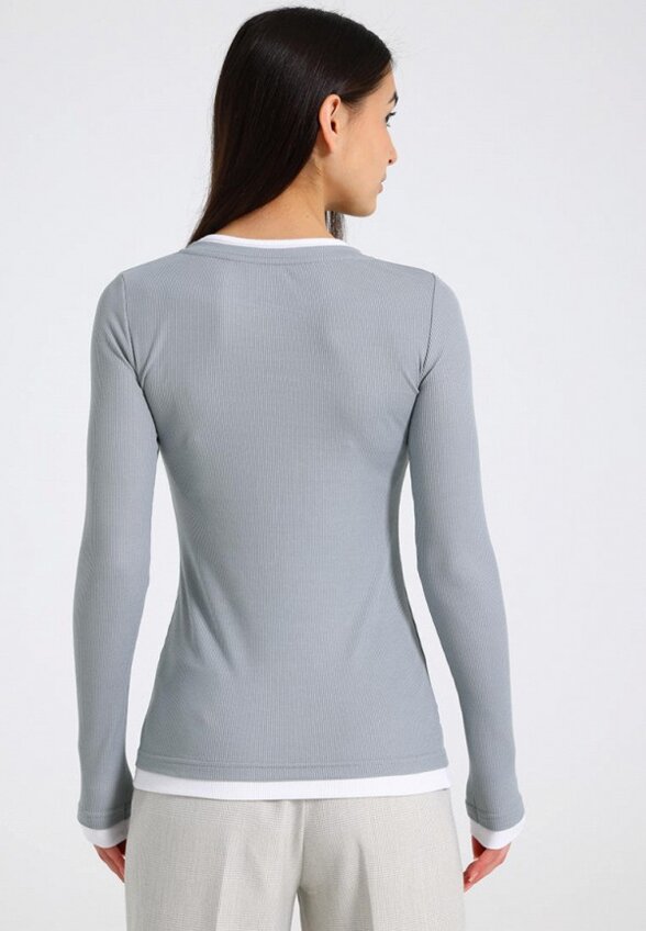 Лонгслив Апрель