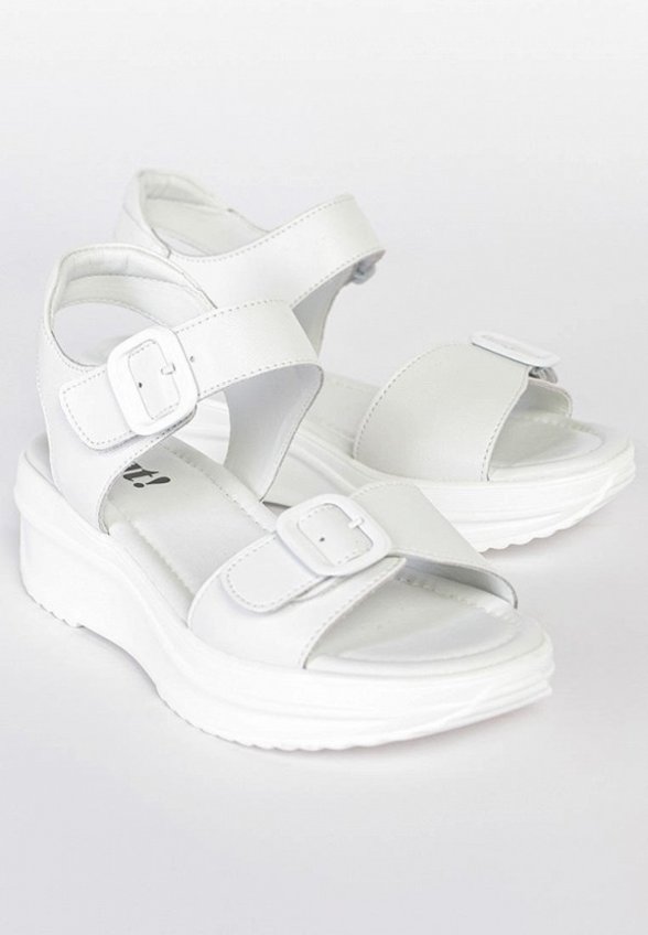 Босоножки Gut