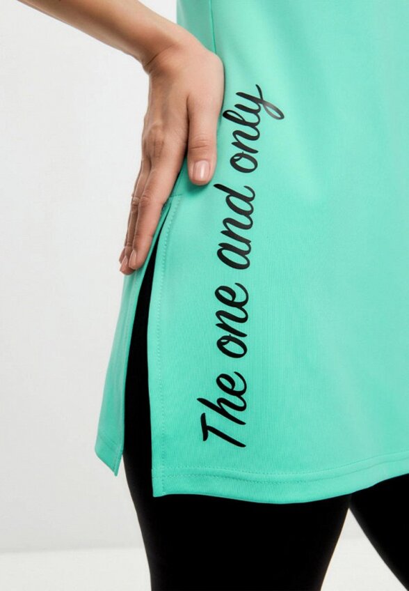 Футболка спортивная Fitbomb