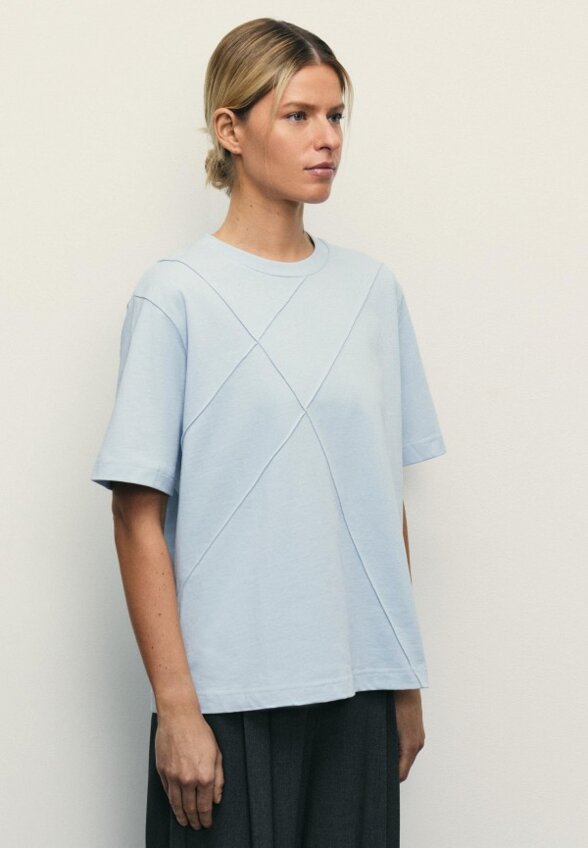 Футболка Zarina