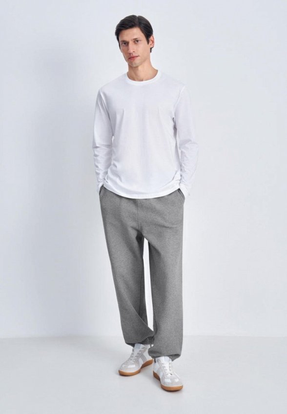 Брюки спортивные Finn Flare