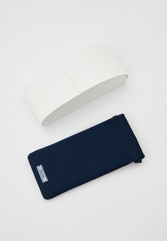 Очки солнцезащитные Prada