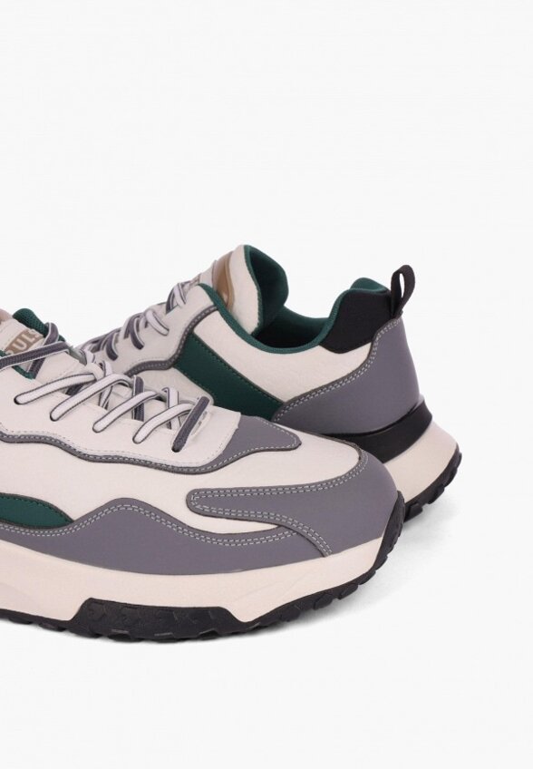 Кроссовки Pulse