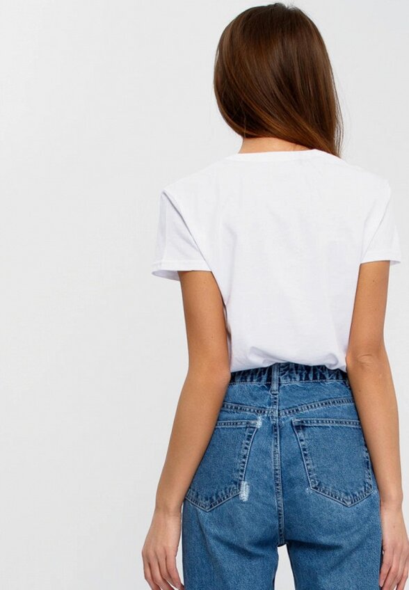 Футболка Апрель