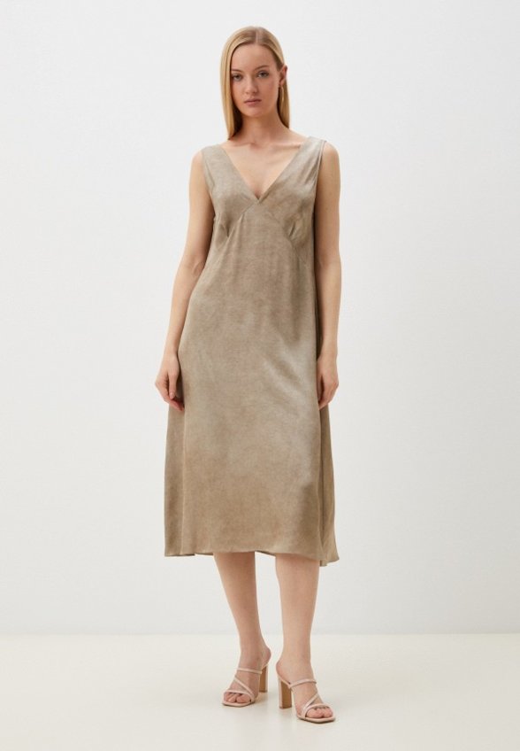 Платье Voluminous