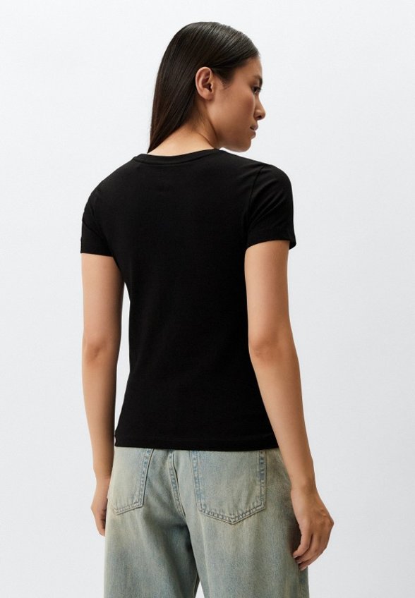 Футболка Guess Jeans